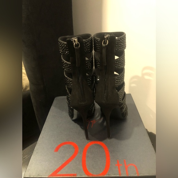 Giuseppe Zanotti 20th Anniversary Edition: Rock’n’Roll Collection - Muse (36.5) - Picture 5 of 7